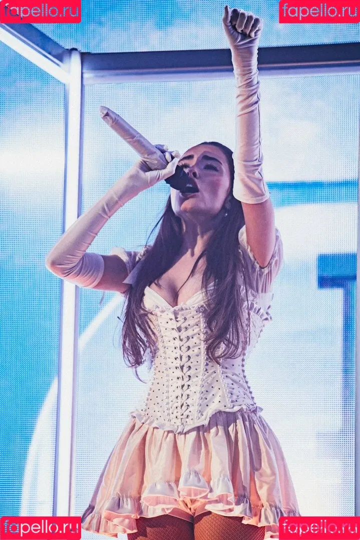 Madison Beer Onlyfans Photo Gallery 