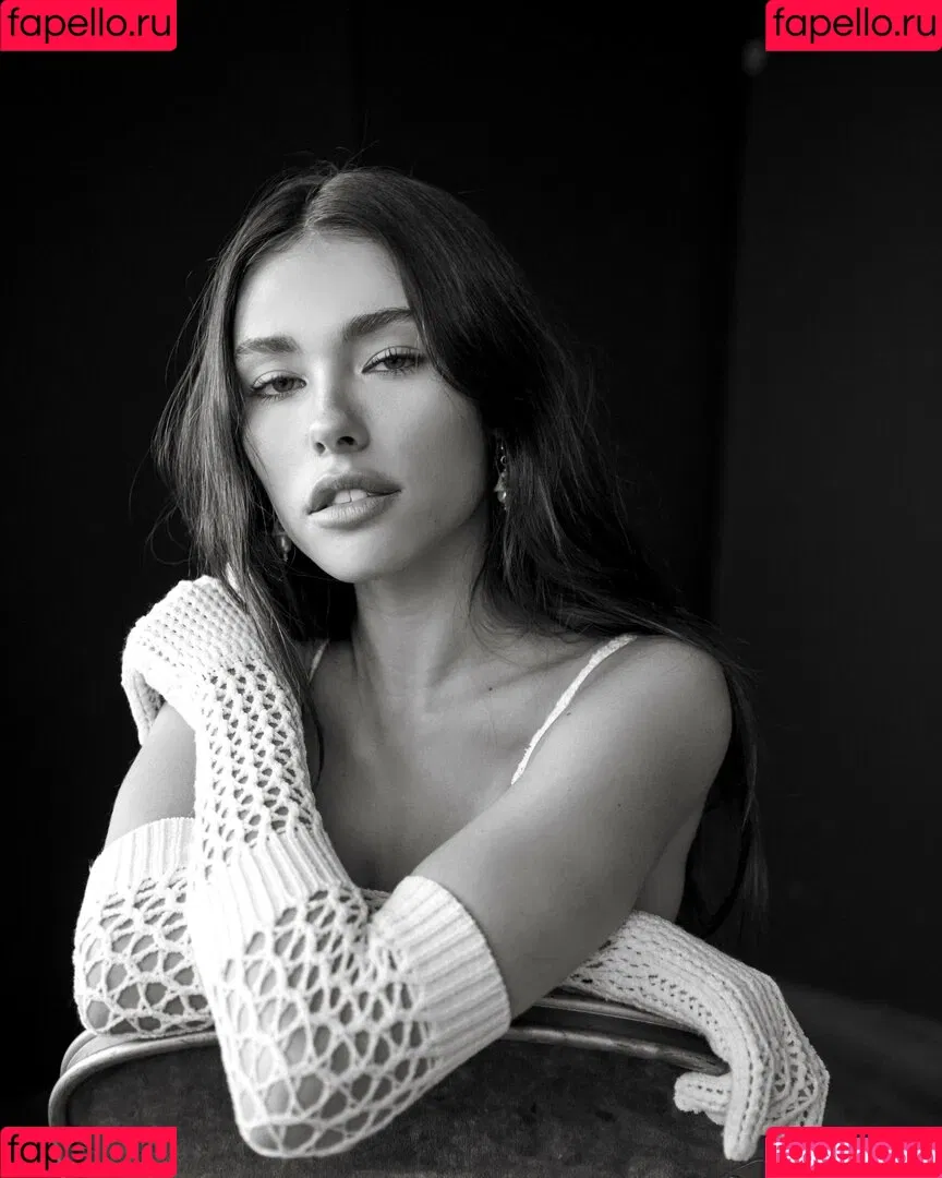 Madison Beer Onlyfans Photo Gallery 