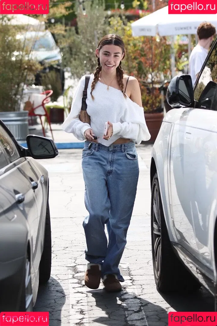 Madison Beer Onlyfans Photo Gallery 
