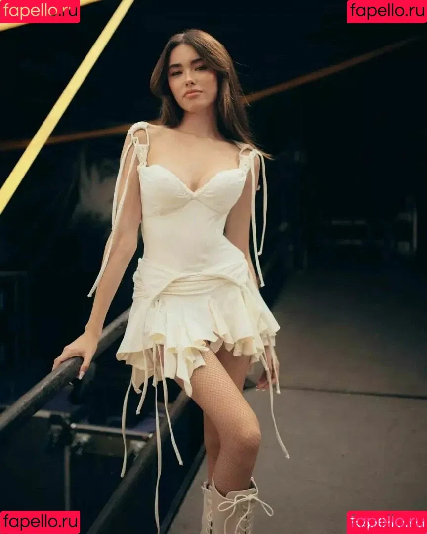 Madison Beer Onlyfans Photo Gallery 