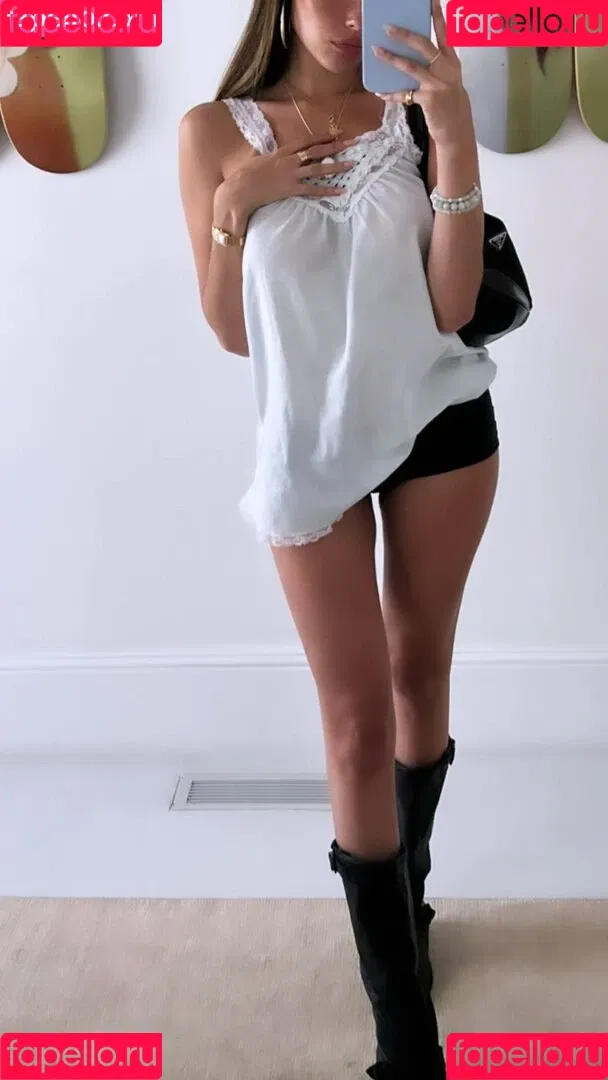 Madison Beer Onlyfans Photo Gallery 