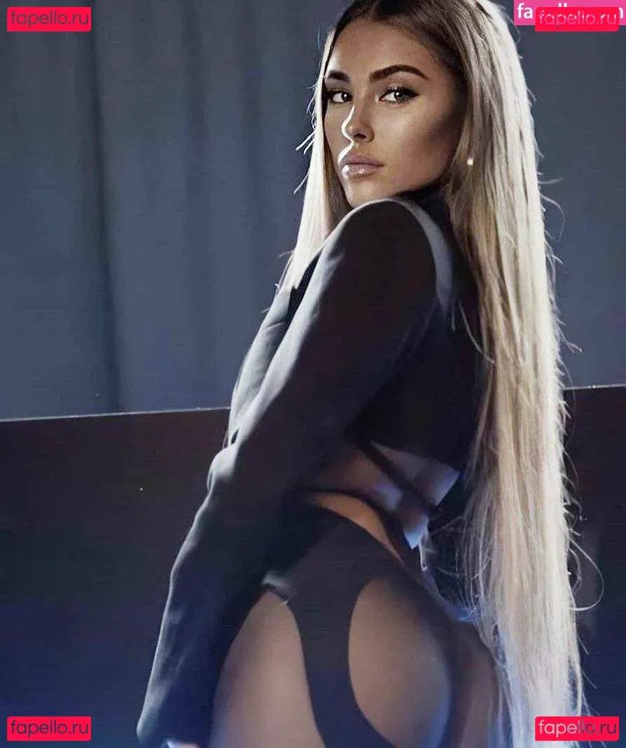 Madison Beer Onlyfans Photo Gallery 