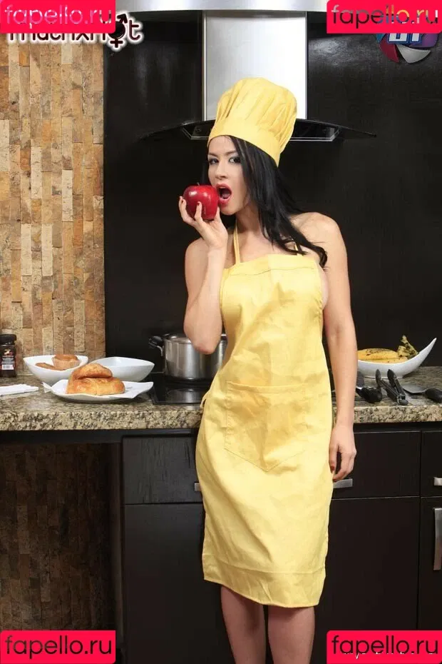 Diosa Canales Onlyfans Photo Gallery 