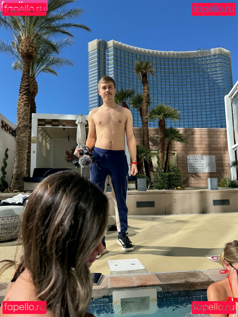 momocam Nude Onlyfans Photo 30