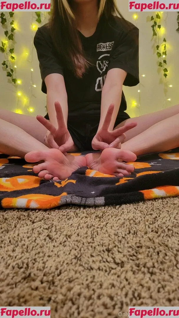 YamSoles Onlyfans Photo Gallery 