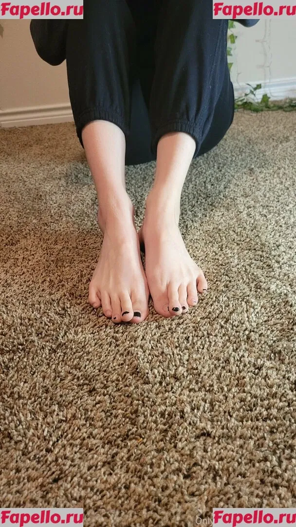 YamSoles Onlyfans Photo Gallery 