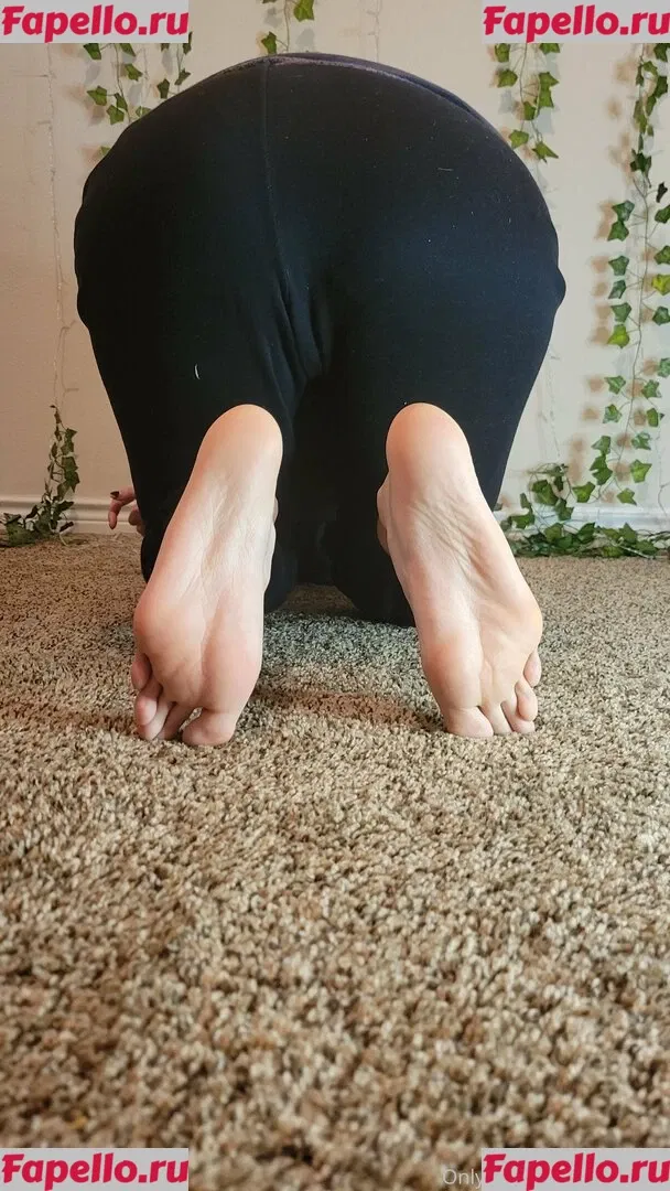 YamSoles Onlyfans Photo Gallery 