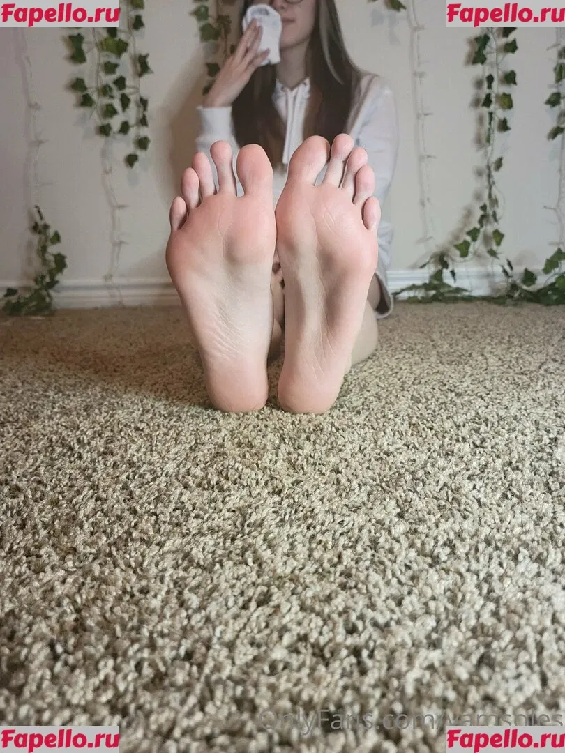 YamSoles Onlyfans Photo Gallery 