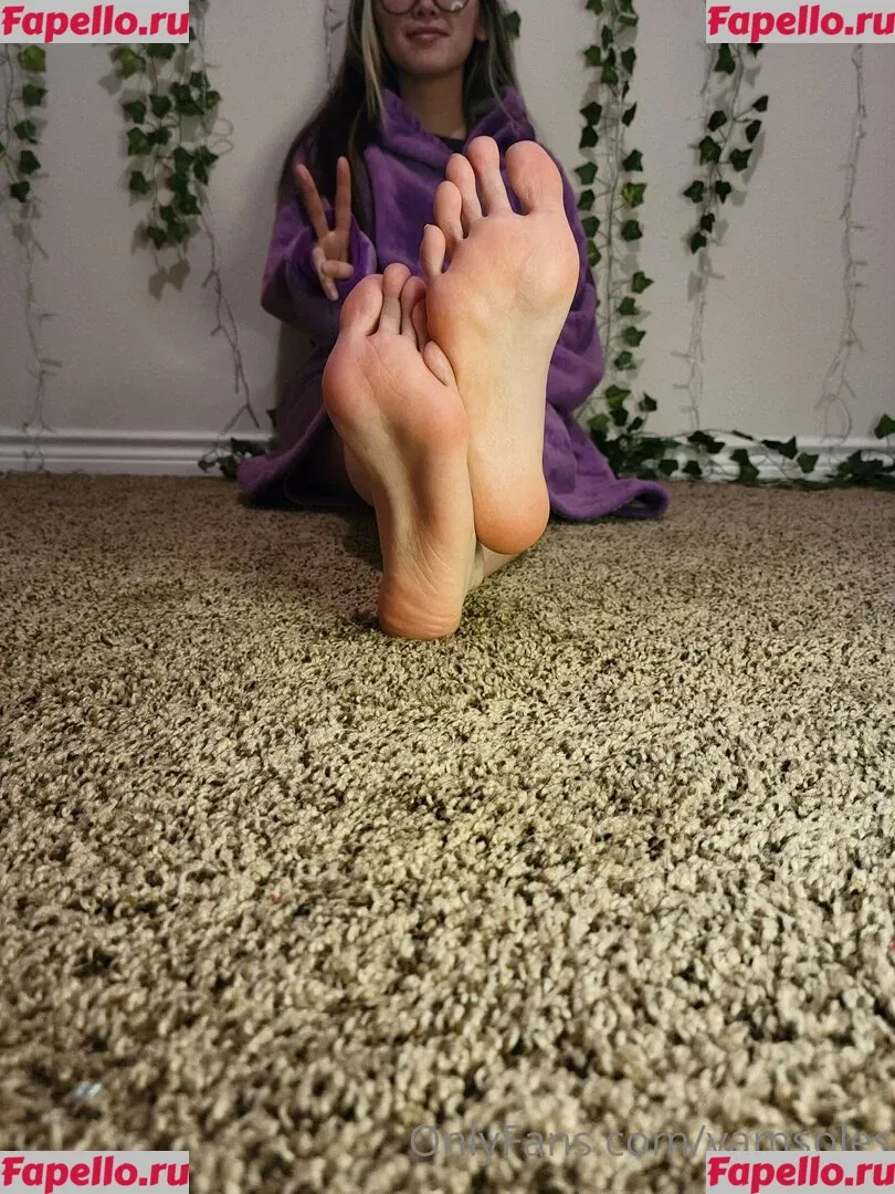 YamSoles Onlyfans Photo Gallery 
