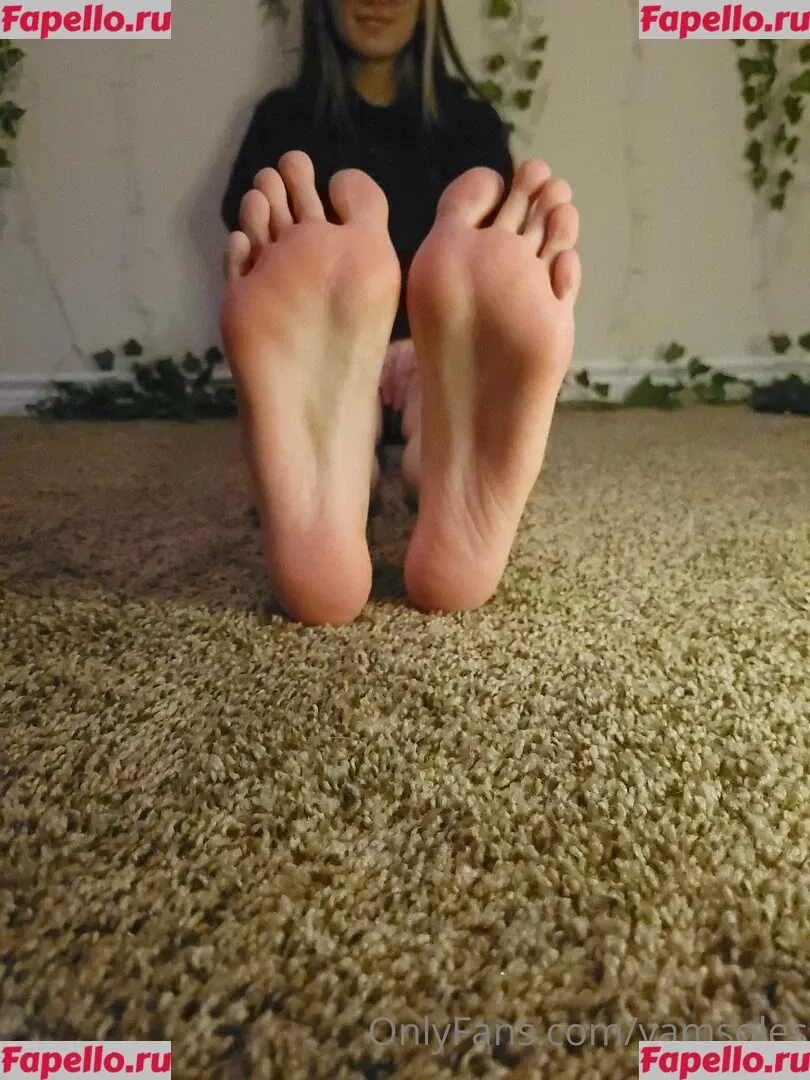 YamSoles Onlyfans Photo Gallery 