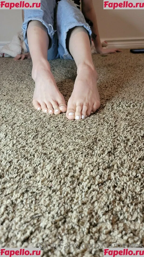 YamSoles Onlyfans Photo Gallery 
