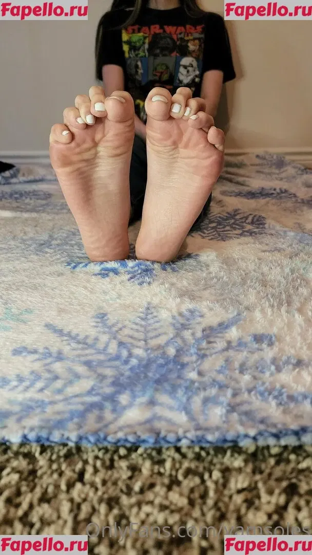 YamSoles Onlyfans Photo Gallery 