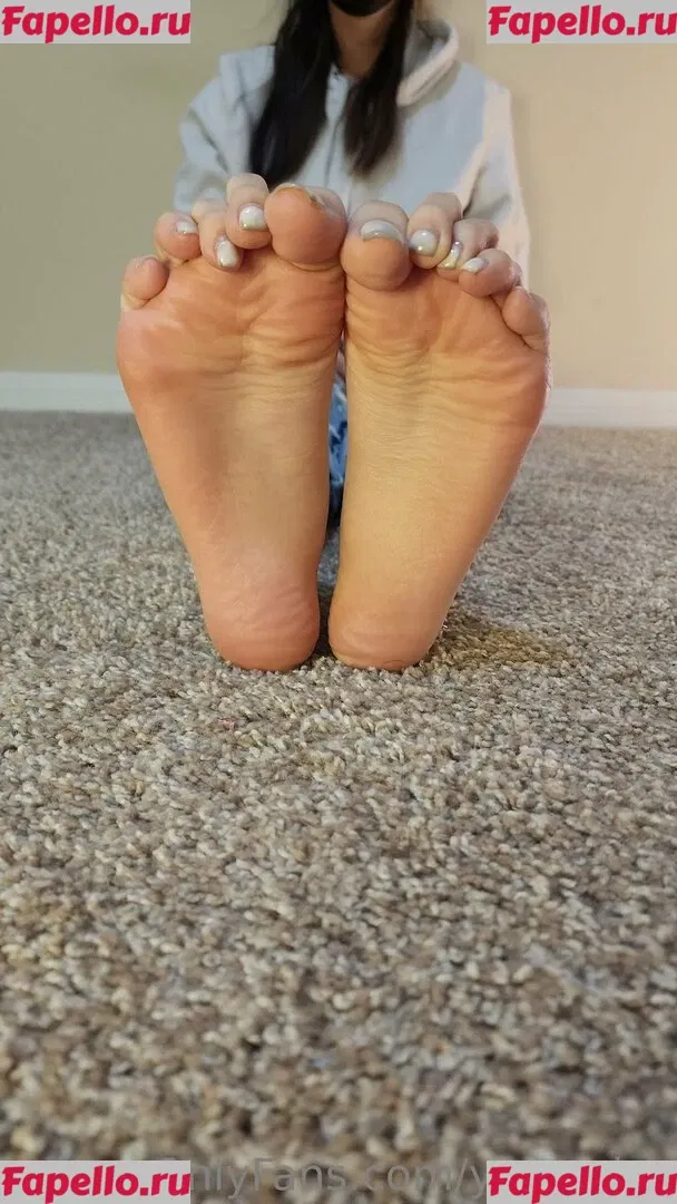 YamSoles Onlyfans Photo Gallery 