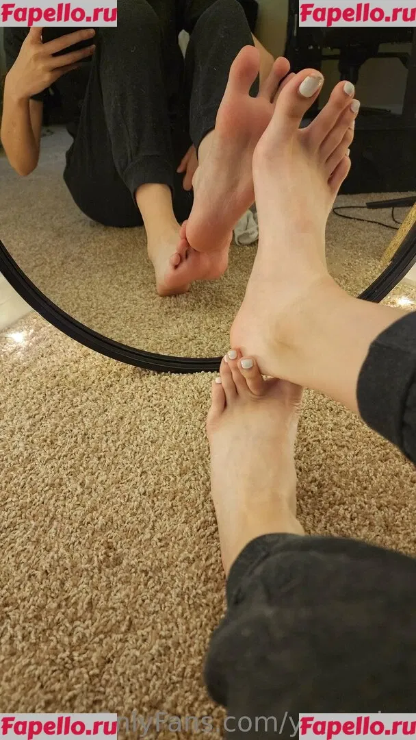 YamSoles Onlyfans Photo Gallery 