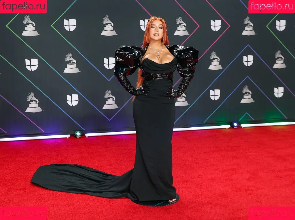Christina Aguilera Onlyfans Photo Gallery 