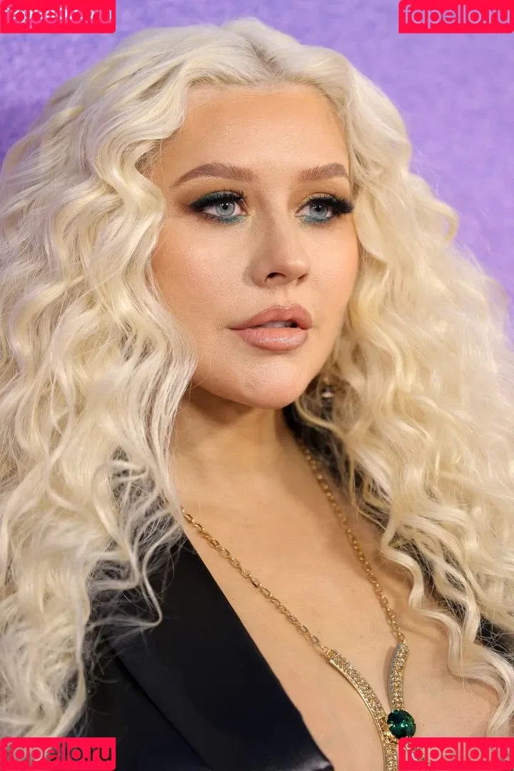 Christina Aguilera Onlyfans Photo Gallery 