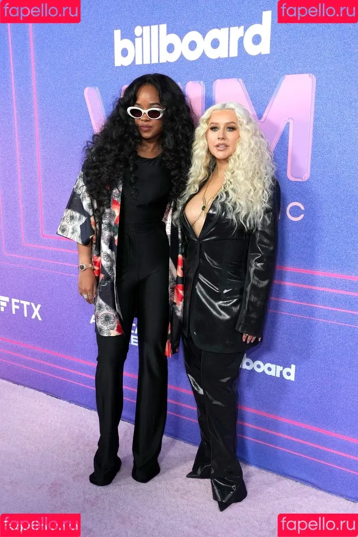 Christina Aguilera Onlyfans Photo Gallery 