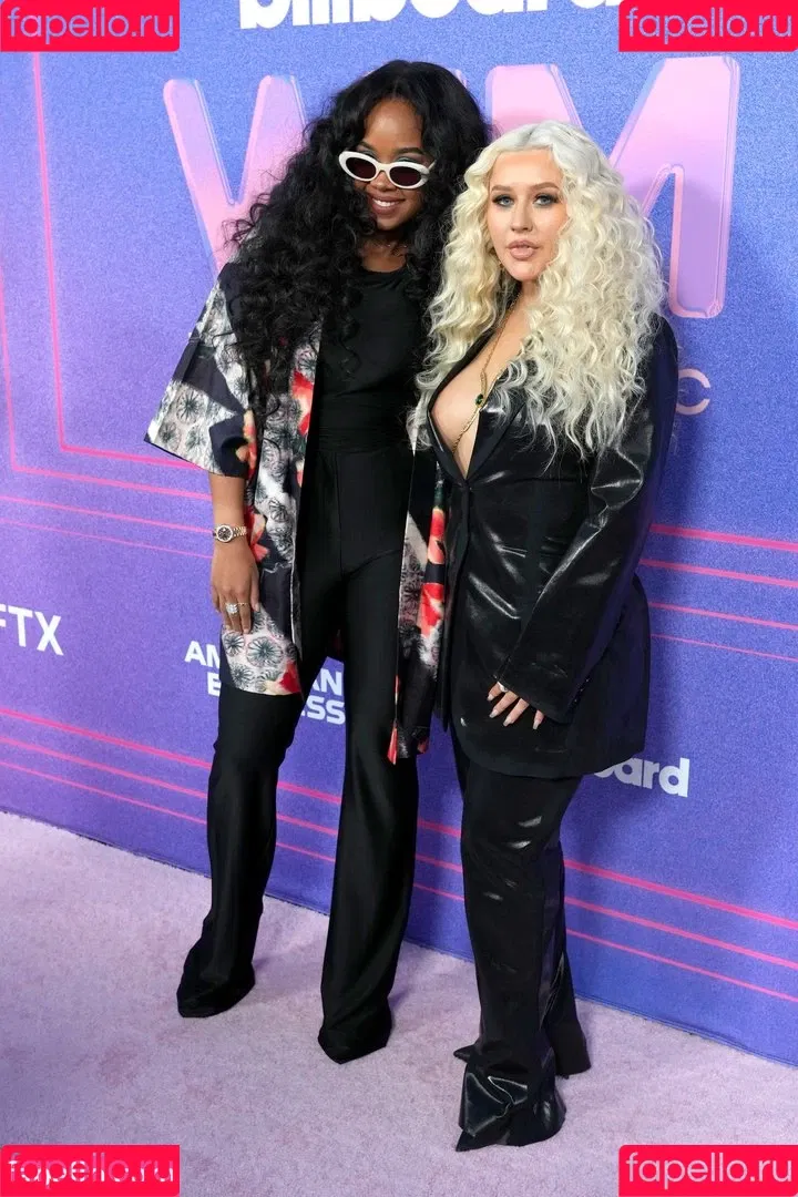 Christina Aguilera Onlyfans Photo Gallery 