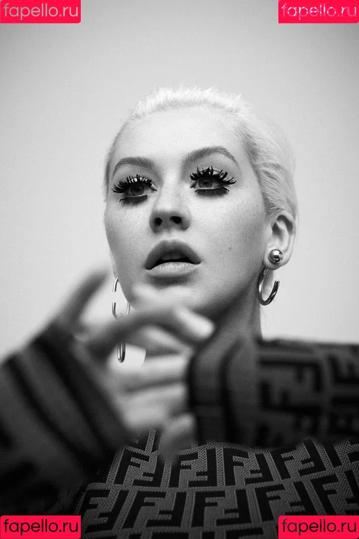Christina Aguilera Onlyfans Photo Gallery 