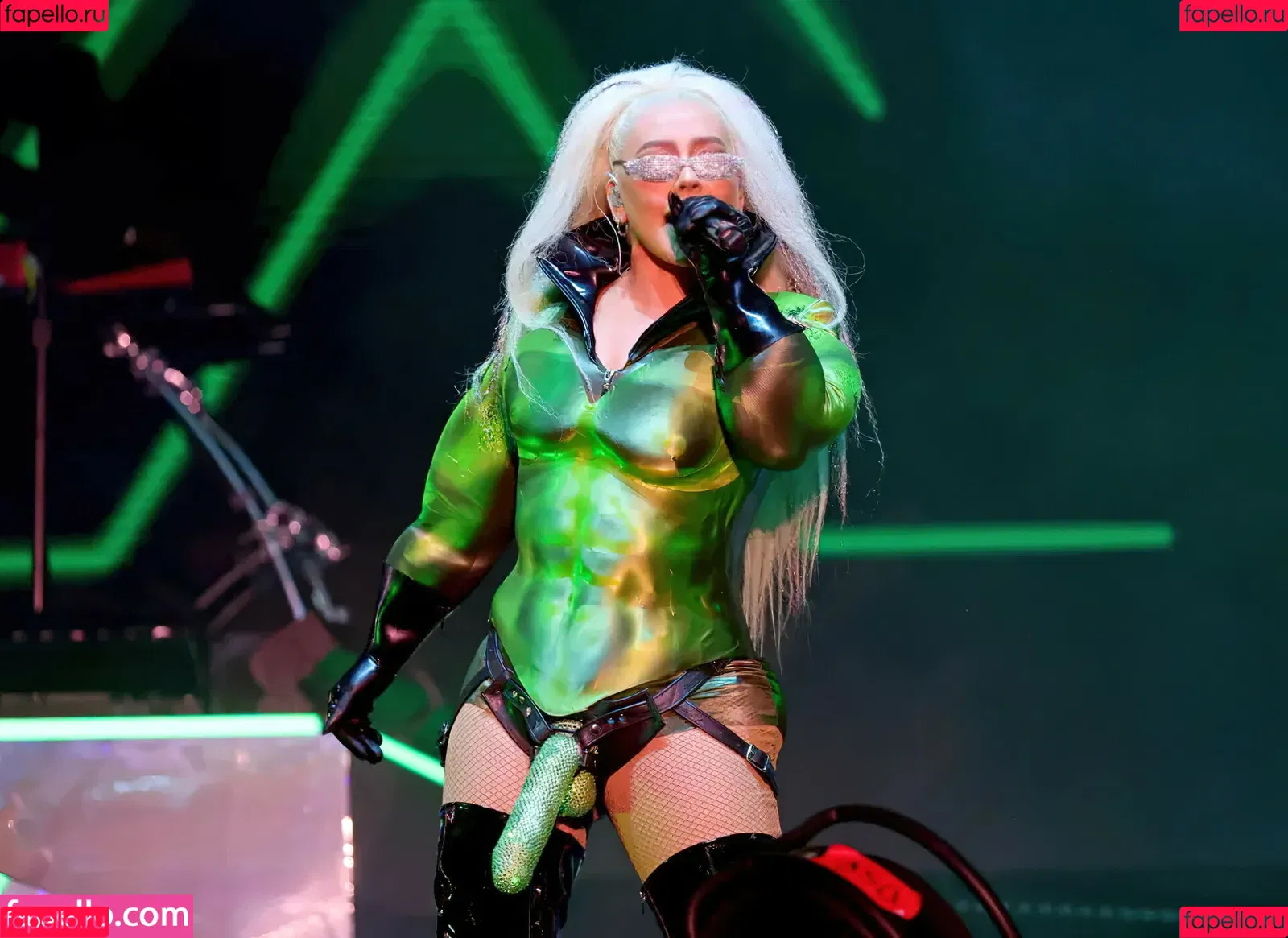 Christina Aguilera Onlyfans Photo Gallery 