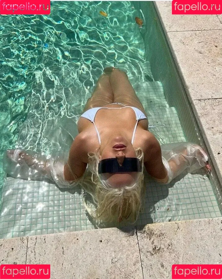 Christina Aguilera Onlyfans Photo Gallery 