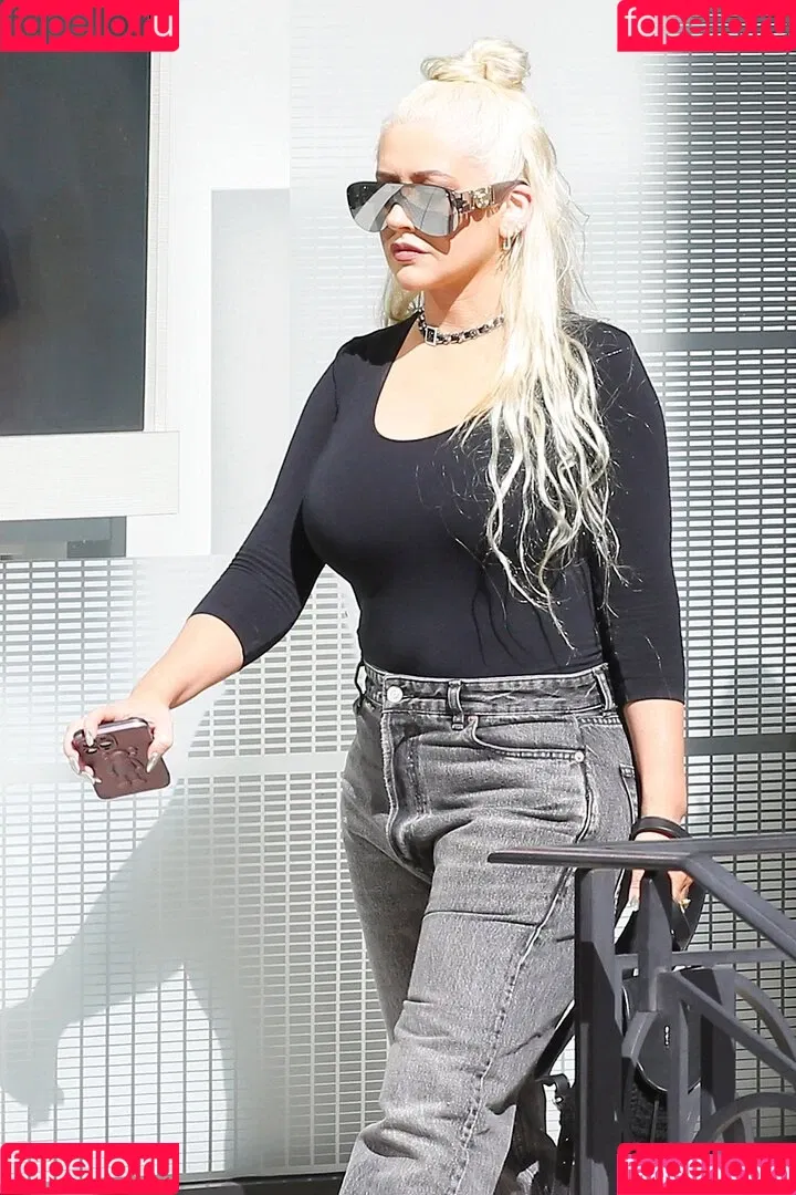 Christina Aguilera Onlyfans Photo Gallery 
