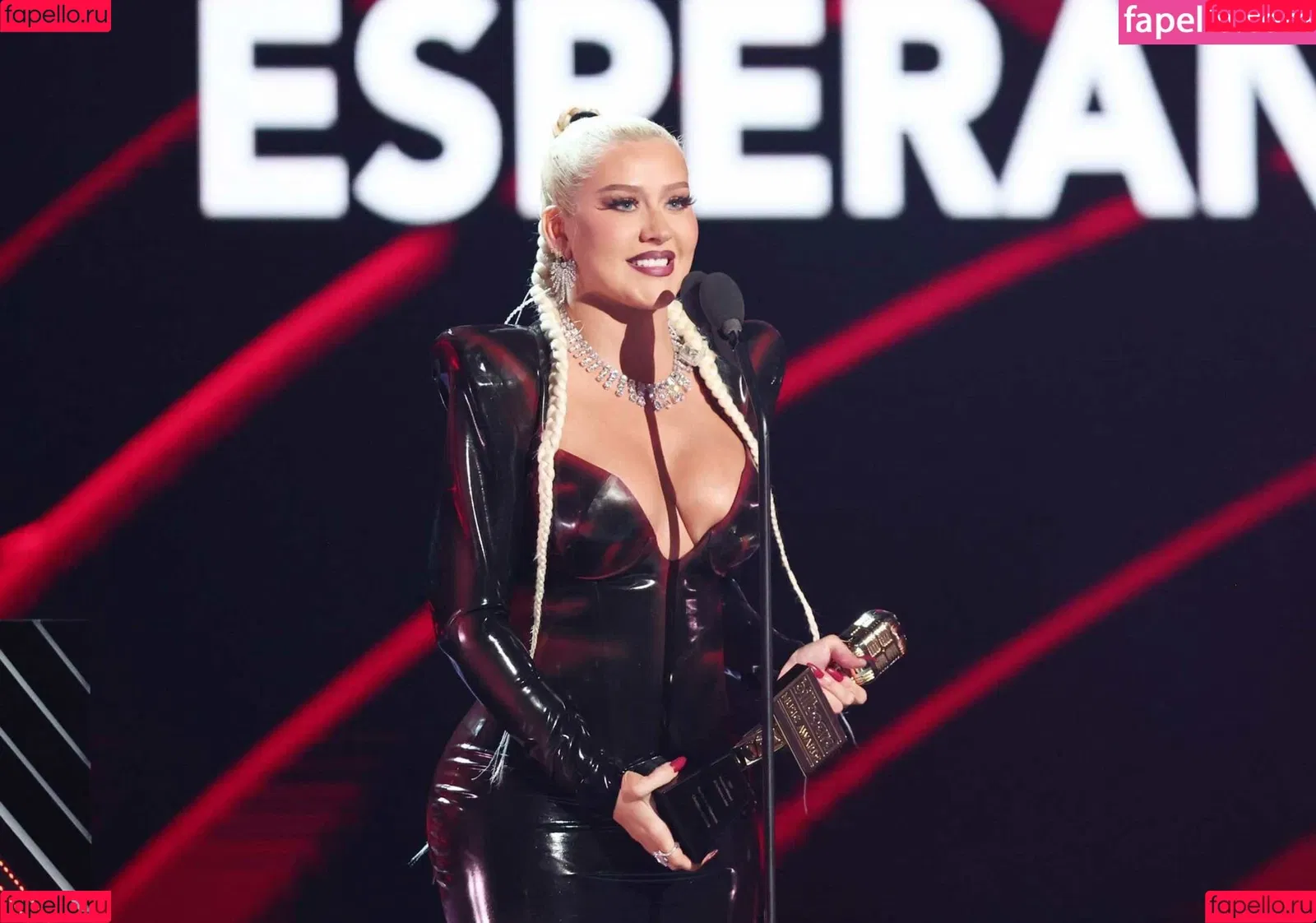 Christina Aguilera Onlyfans Photo Gallery 