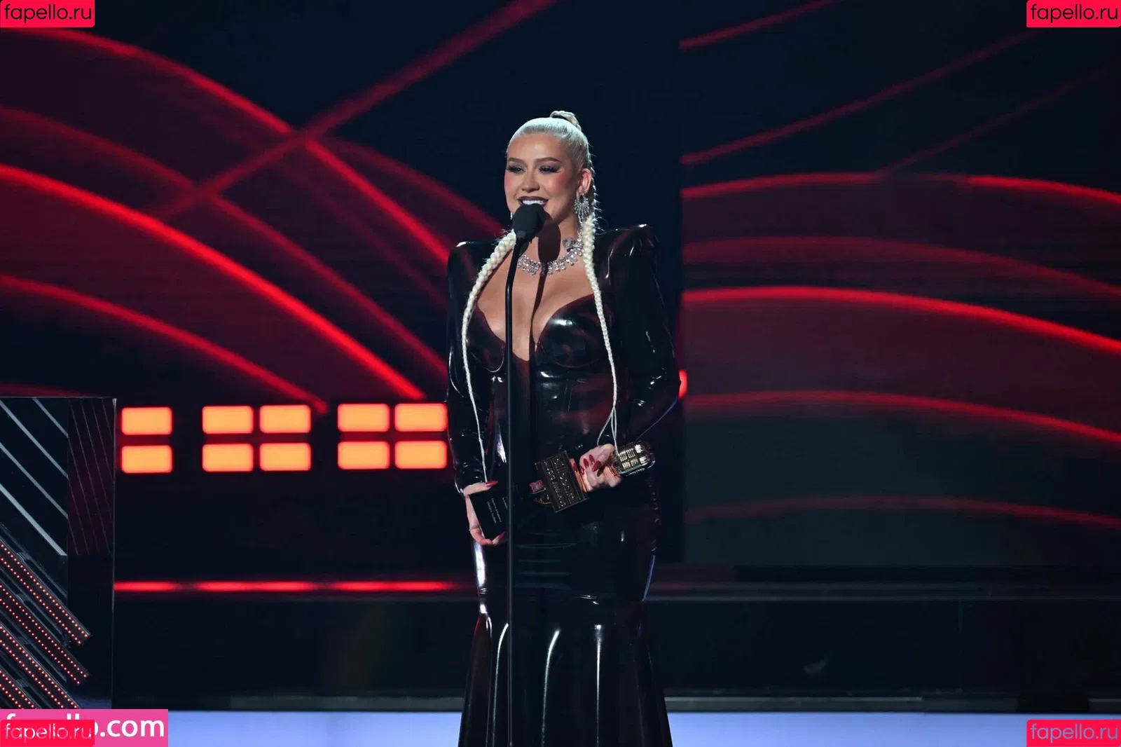 Christina Aguilera Onlyfans Photo Gallery 