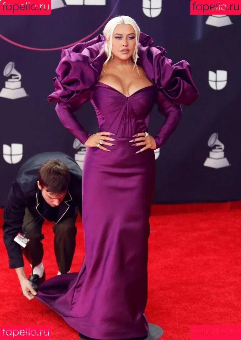 Christina Aguilera Onlyfans Photo Gallery 