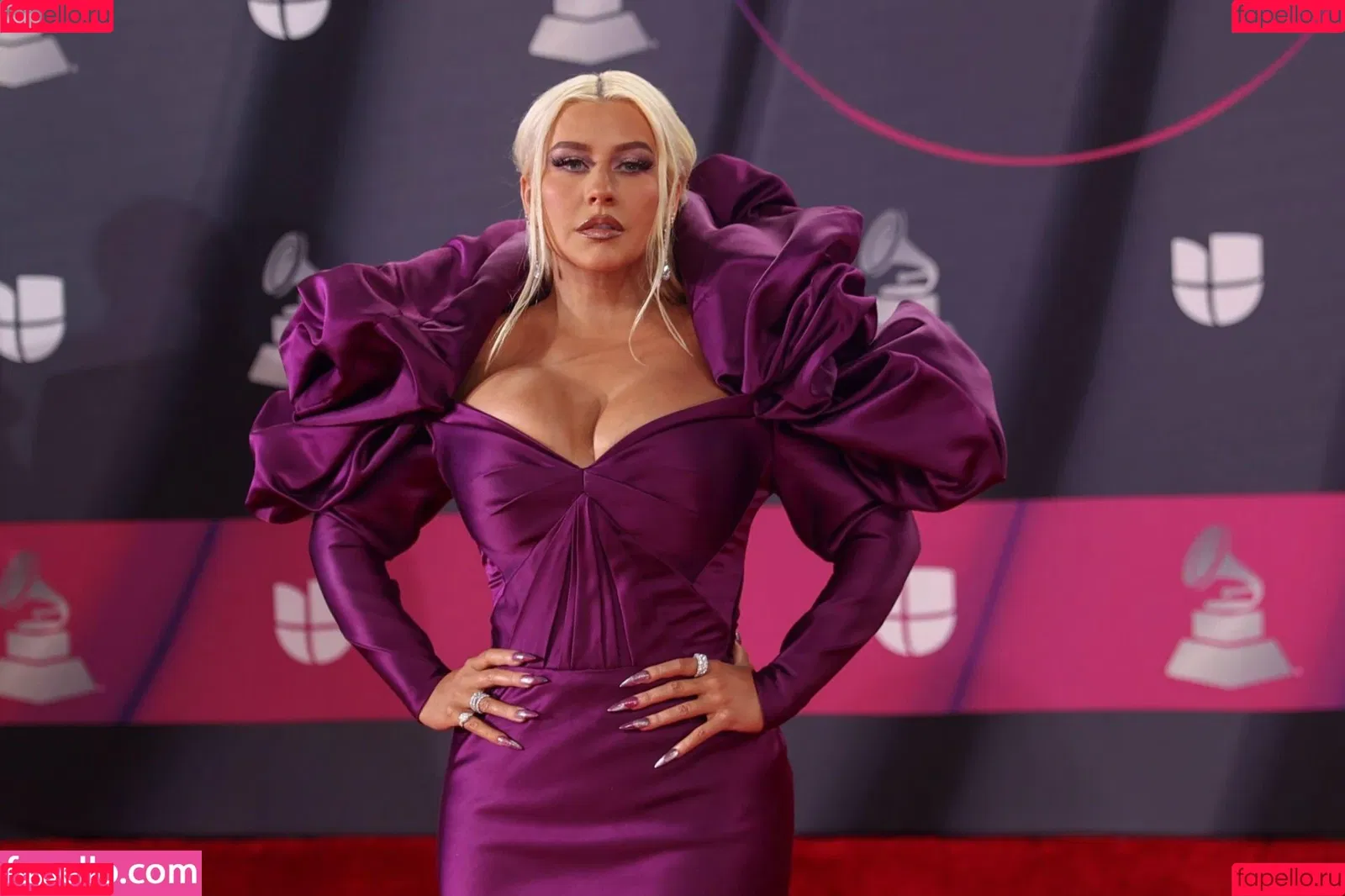 Christina Aguilera Onlyfans Photo Gallery 