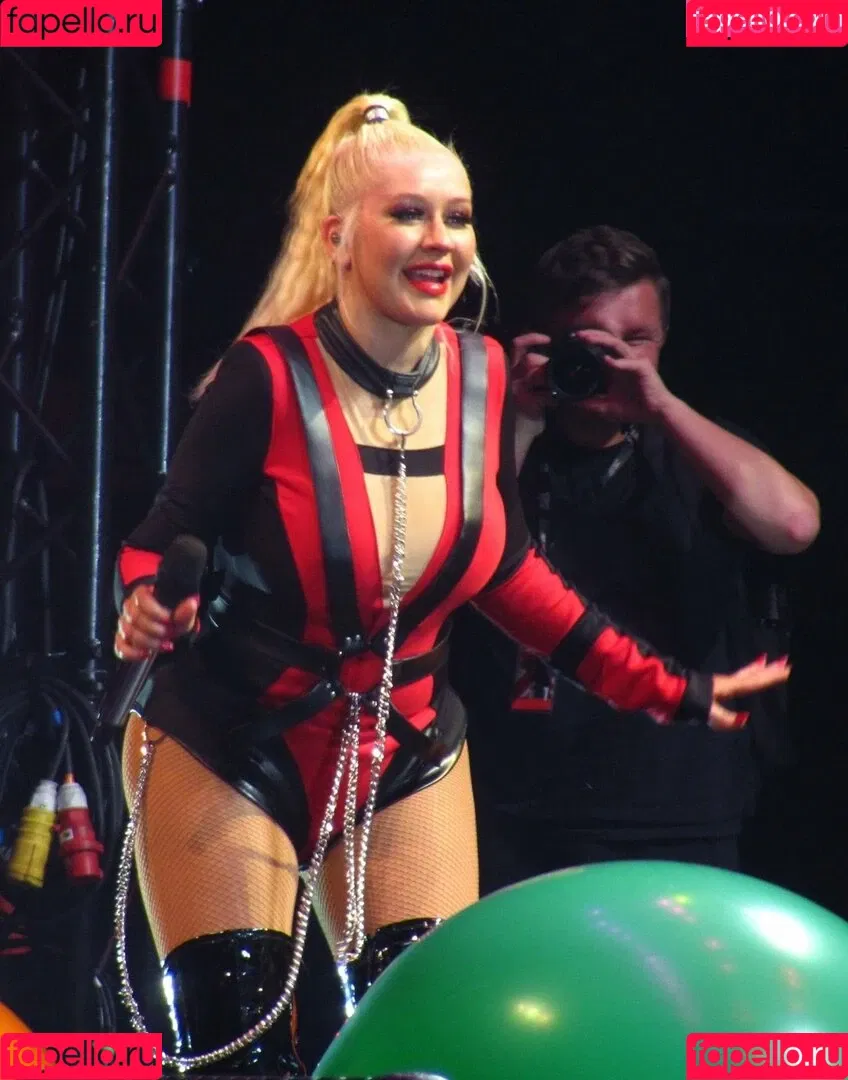 Christina Aguilera Onlyfans Photo Gallery 