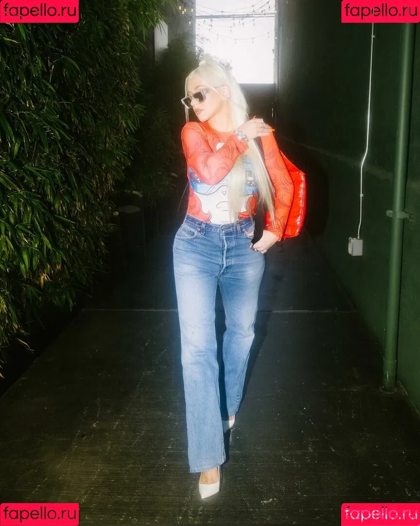 Christina Aguilera Onlyfans Photo Gallery 