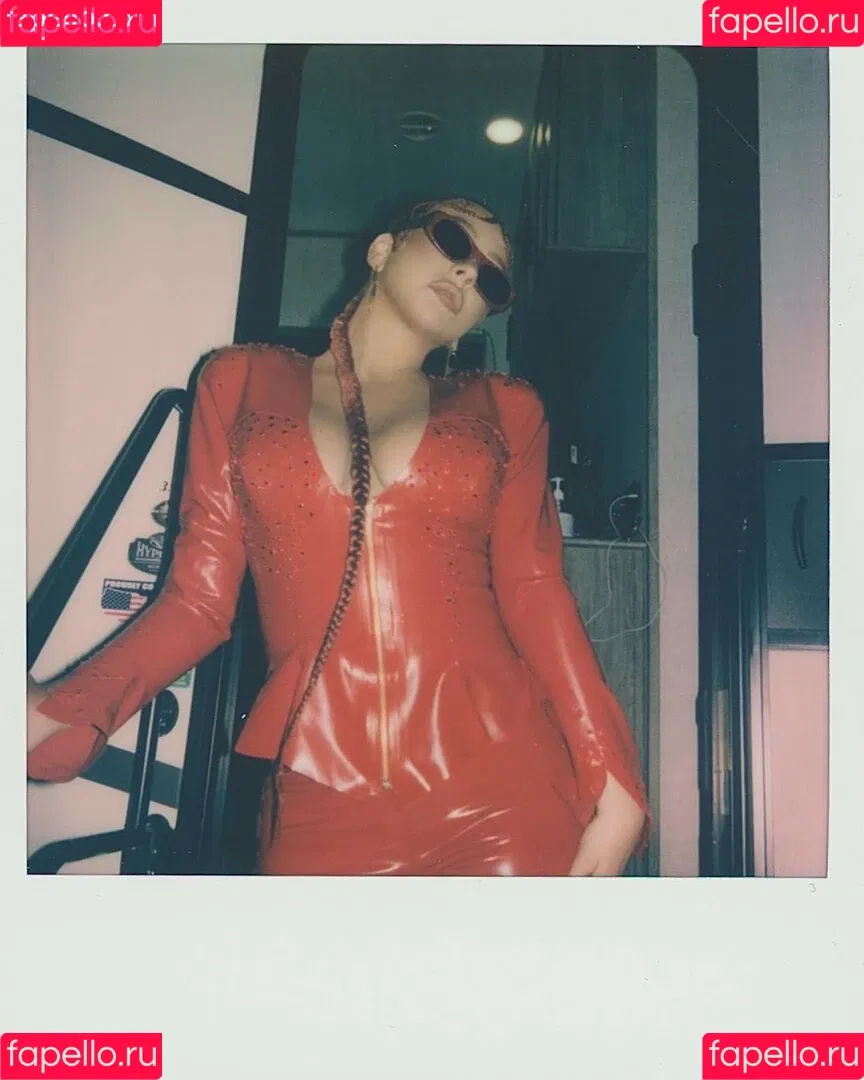 Christina Aguilera Onlyfans Photo Gallery 