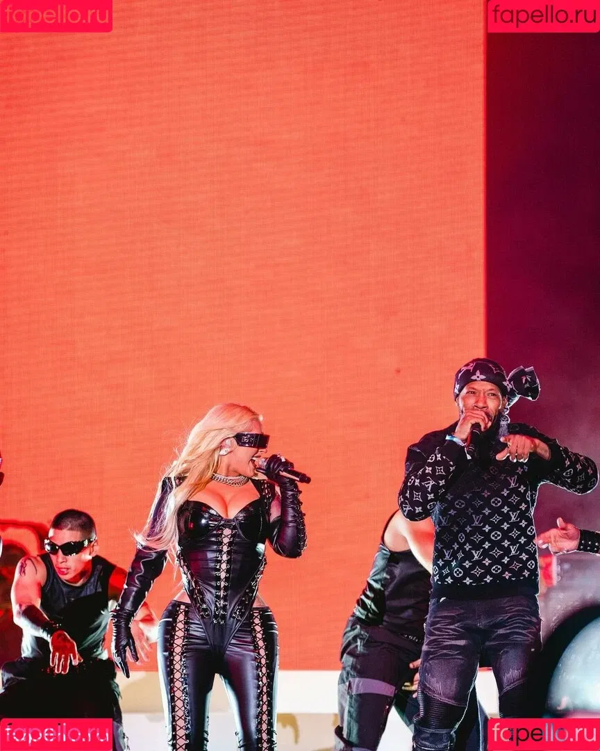 Christina Aguilera Onlyfans Photo Gallery 