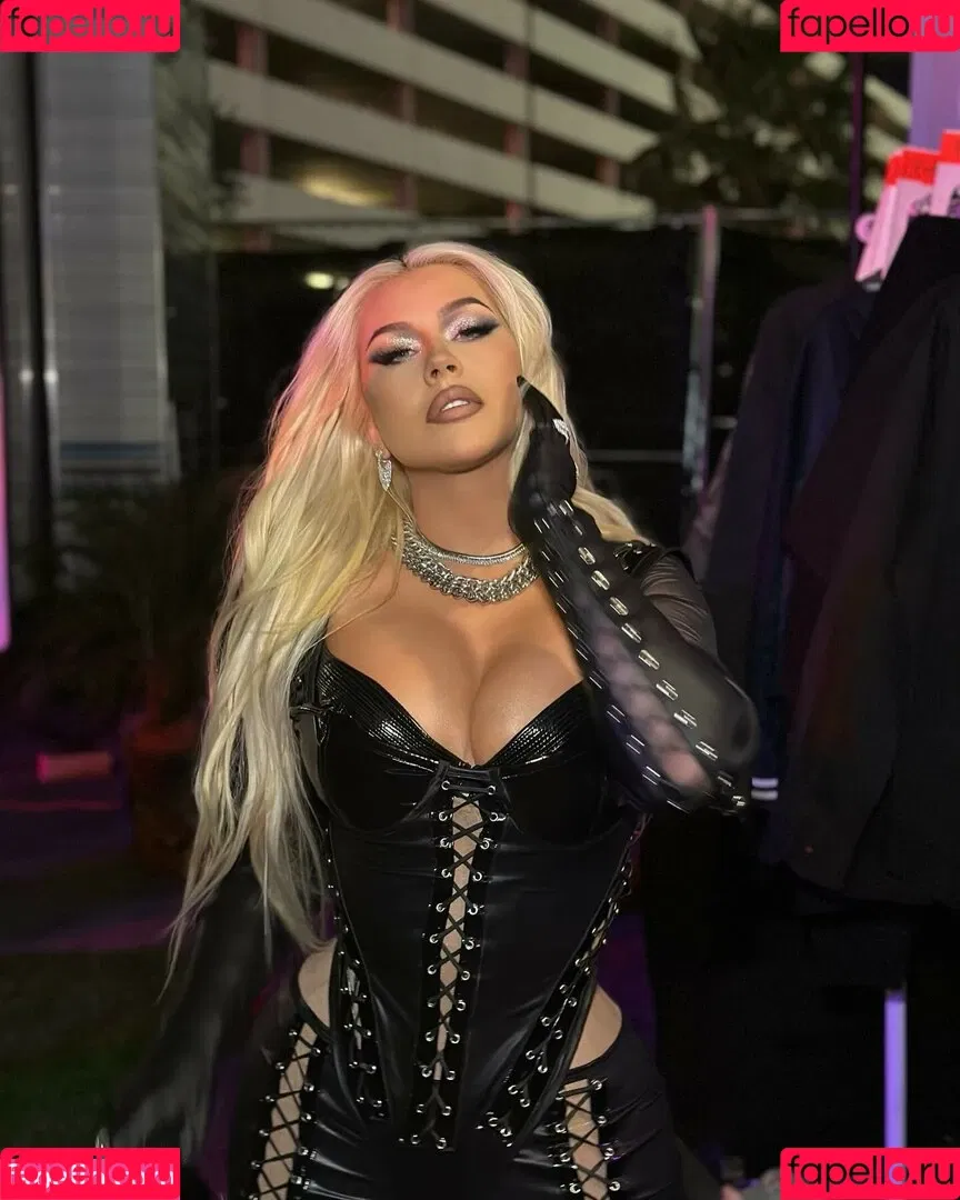 Christina Aguilera Onlyfans Photo Gallery 