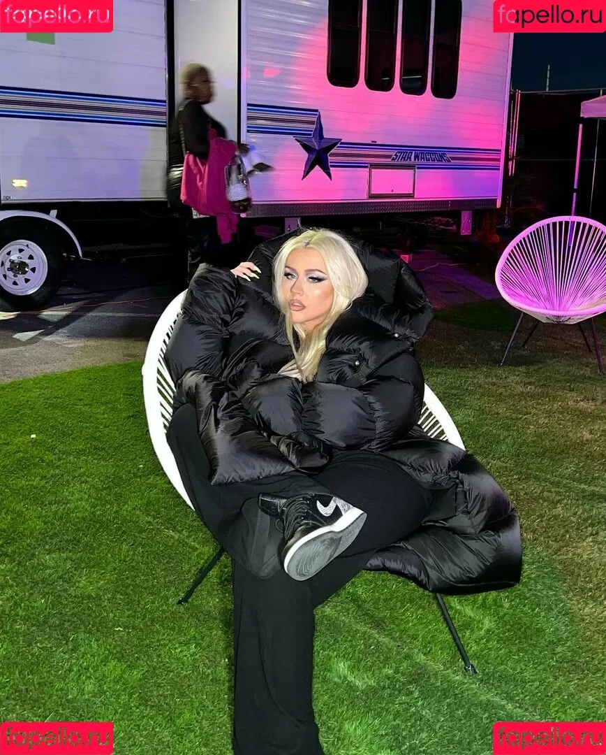 Christina Aguilera Onlyfans Photo Gallery 