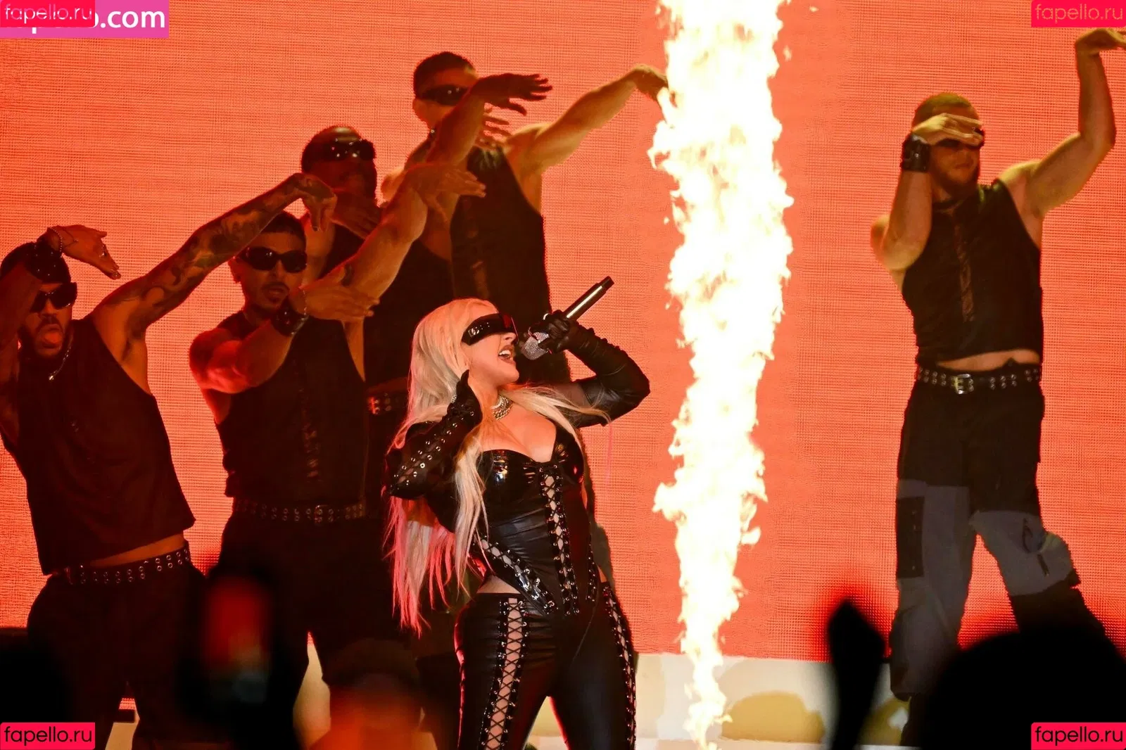 Christina Aguilera Onlyfans Photo Gallery 