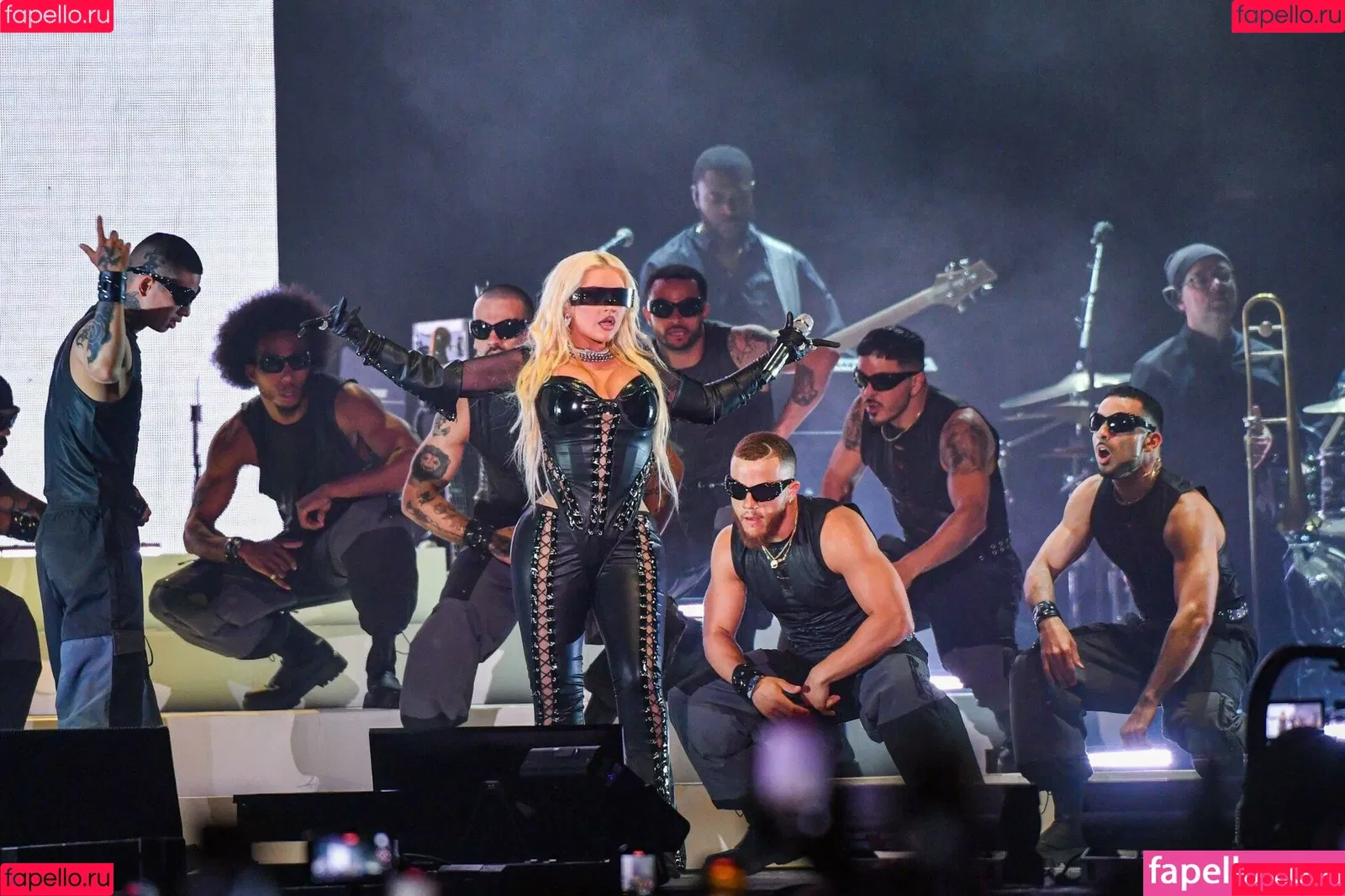 Christina Aguilera Onlyfans Photo Gallery 