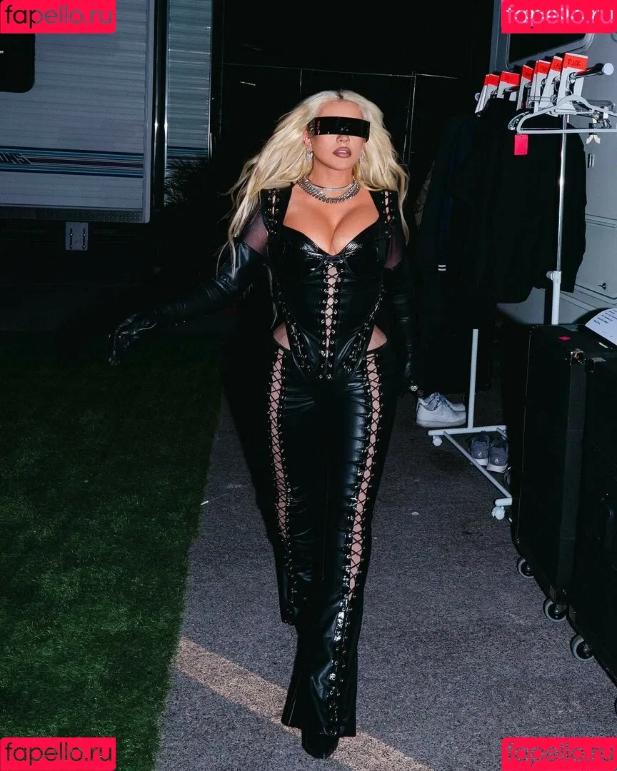 Christina Aguilera Onlyfans Photo Gallery 