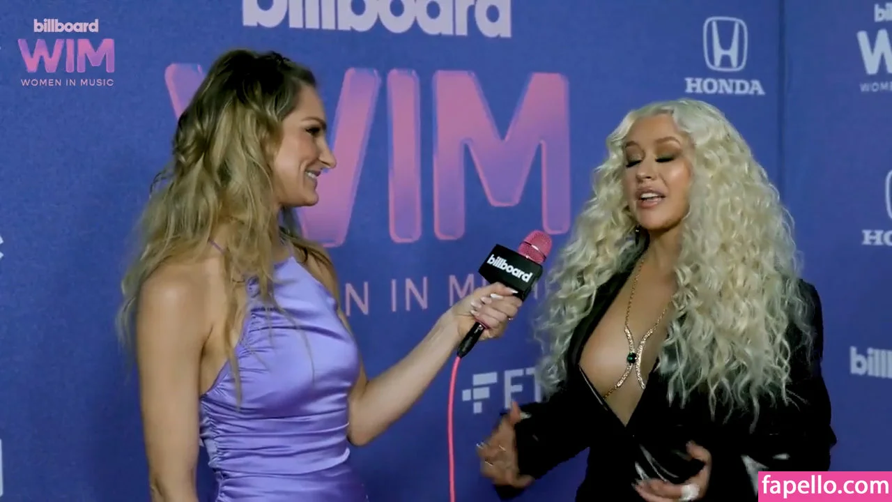 Christina Aguilera Onlyfans Photo Gallery 