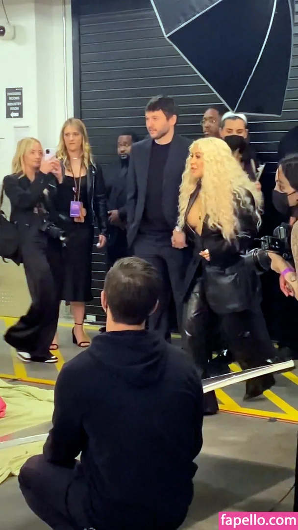 Christina Aguilera Onlyfans Photo Gallery 