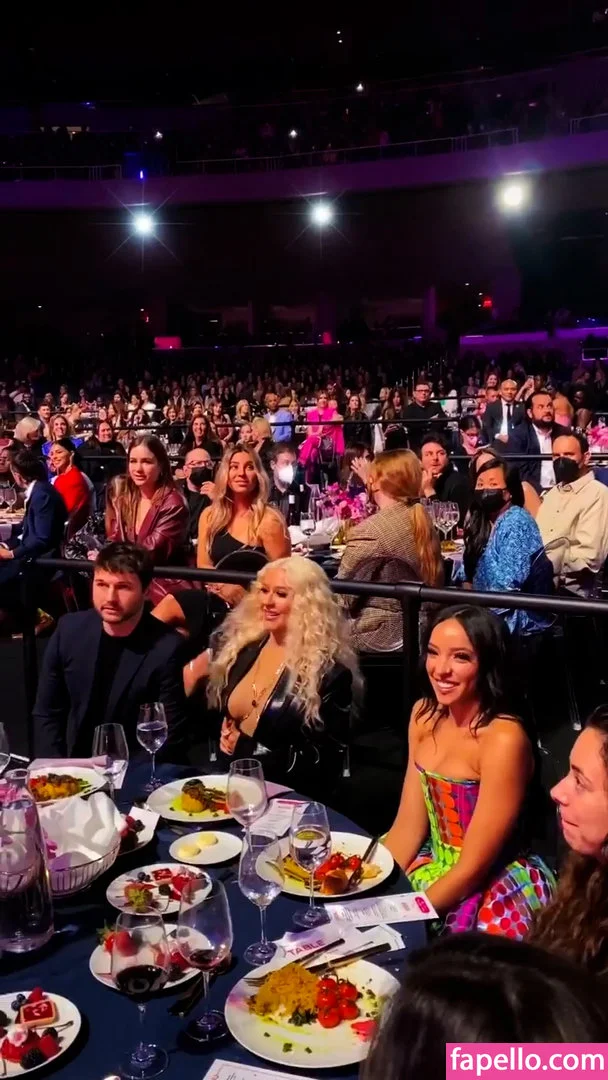 Christina Aguilera Onlyfans Photo Gallery 