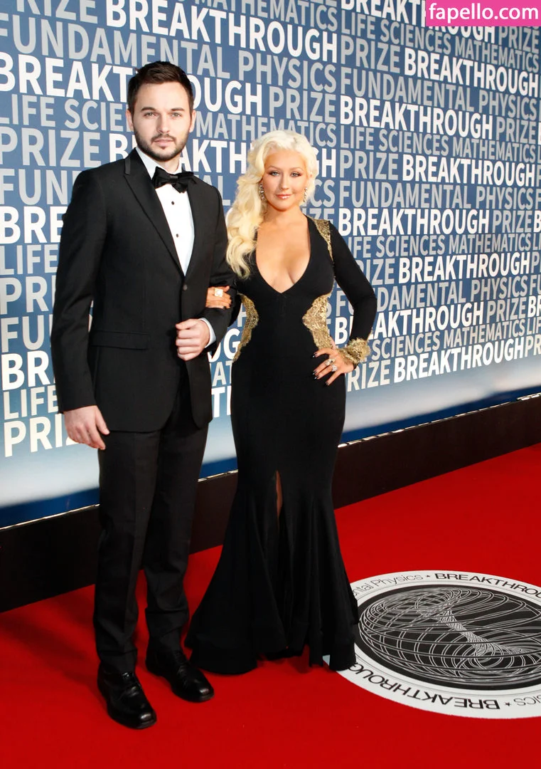 Christina Aguilera Onlyfans Photo Gallery 