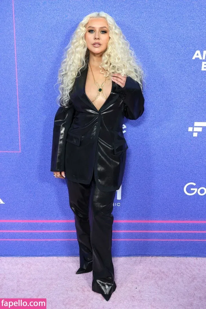 Christina Aguilera Onlyfans Photo Gallery 