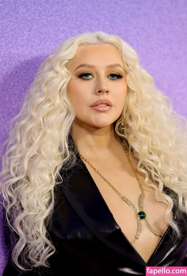 Christina Aguilera Onlyfans Photo Gallery 