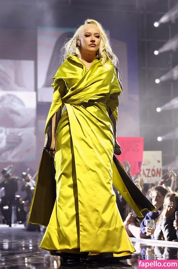 Christina Aguilera Onlyfans Photo Gallery 