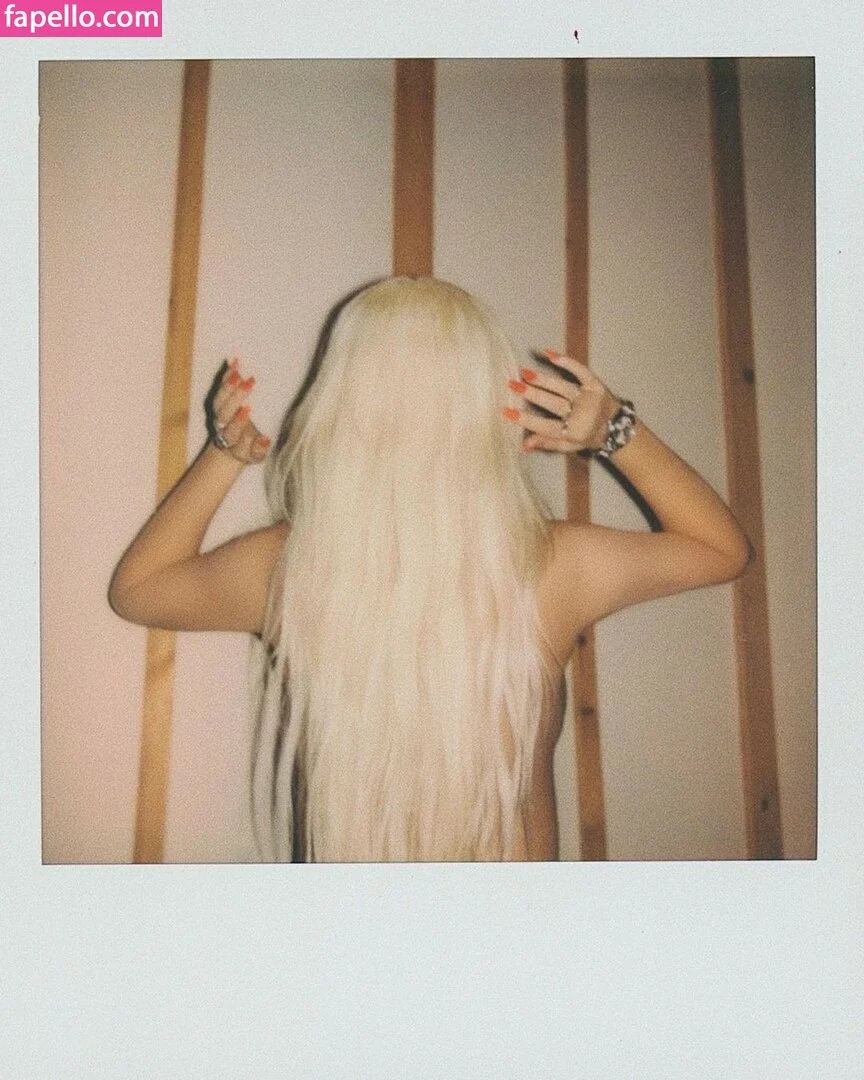 Christina Aguilera Onlyfans Photo Gallery 