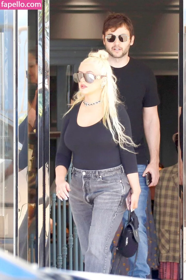 Christina Aguilera Onlyfans Photo Gallery 