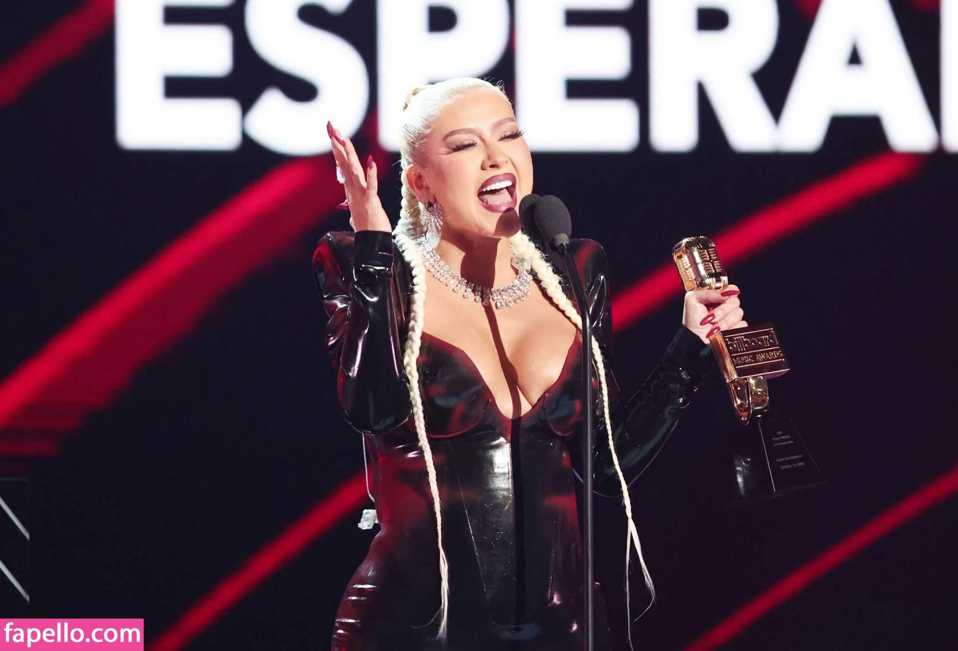 Christina Aguilera Onlyfans Photo Gallery 