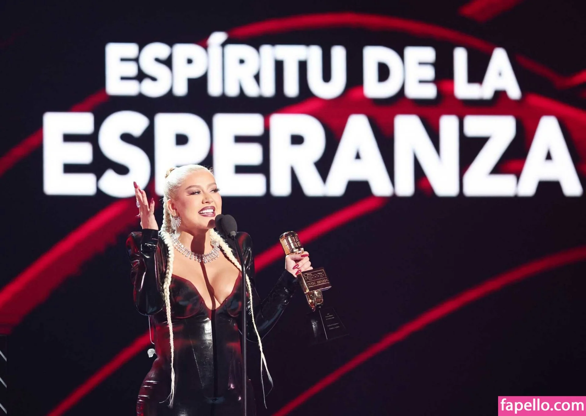 Christina Aguilera Onlyfans Photo Gallery 